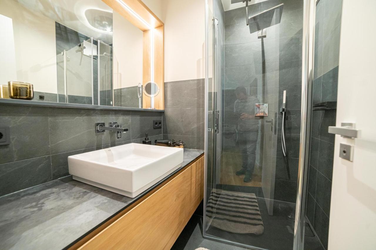 יינה Anders Apartments מראה חיצוני תמונה
