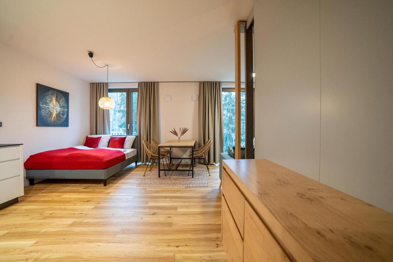 יינה Anders Apartments מראה חיצוני תמונה