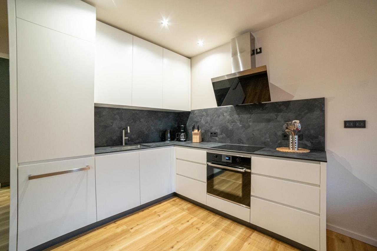 יינה Anders Apartments מראה חיצוני תמונה